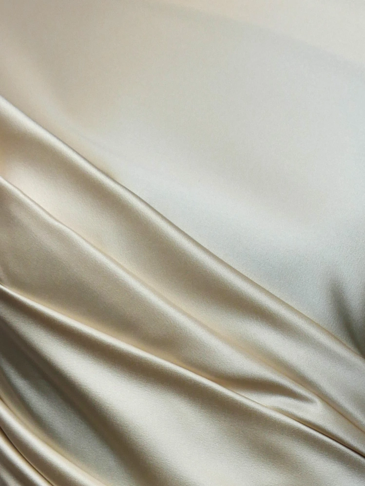 Satyna kolorowa AT-20 champagne