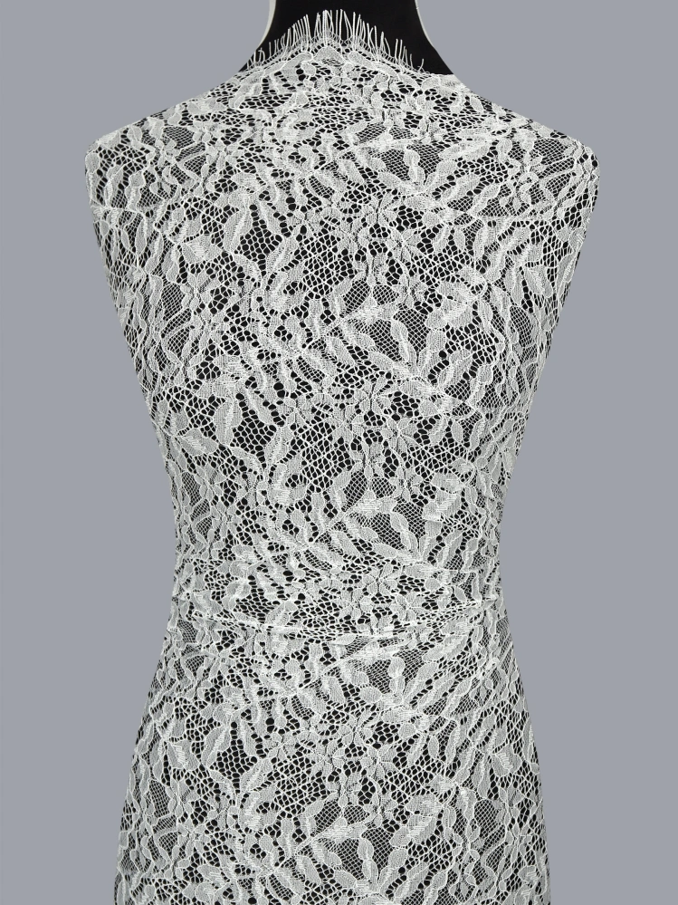 Koronka VS-8 ( kupon 3m )