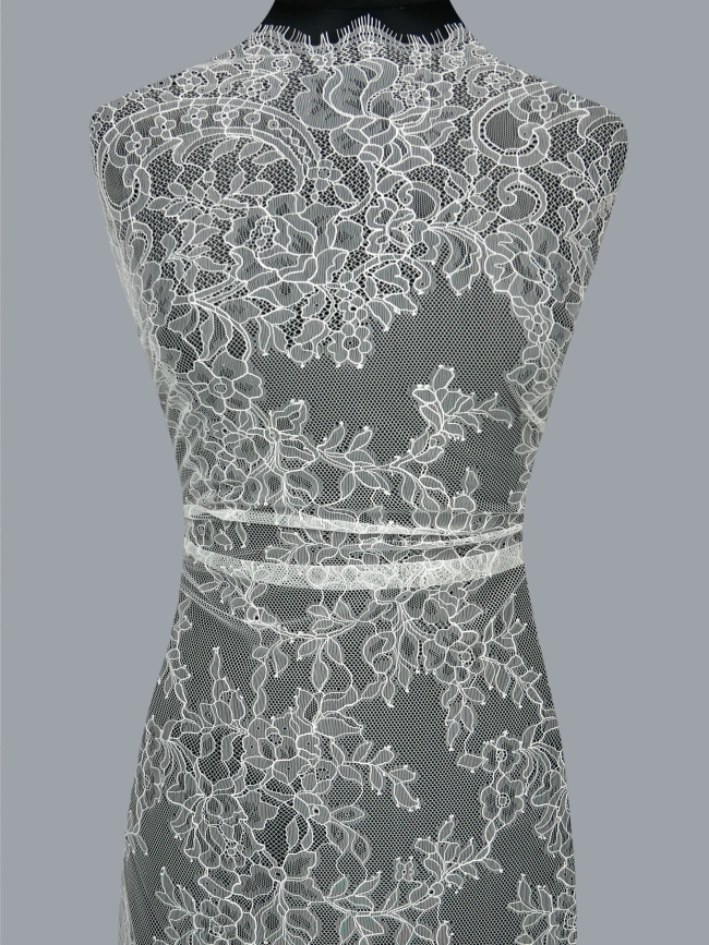 Koronka VL-375( kupon 3m )